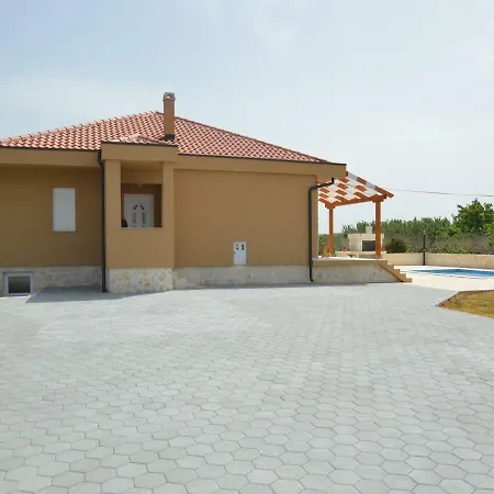 Holiday House Barba Pere Hébergement de vacances Privlaka (Zadar)